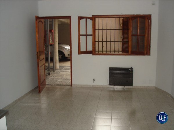 Departamento en planta baja, con 2 dormitorios