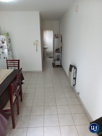 Departamento en primer piso, de 1 dormitorio