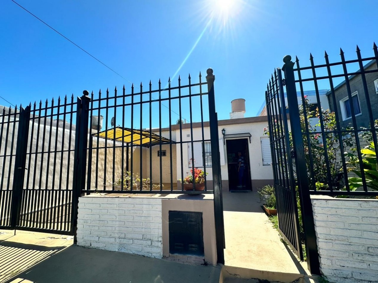 Casa en venta en calle Marcos Toledo