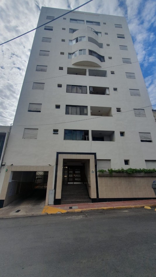 Departamento de 2 dormitorios en calle Corrientes