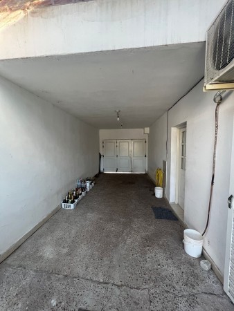 Casa en venta sobre calle Av. José Hernandez al 1800