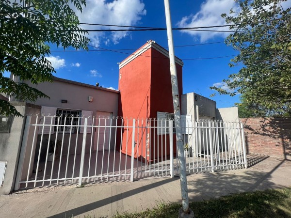 Casa en venta sobre calle Av. José Hernandez al 1800