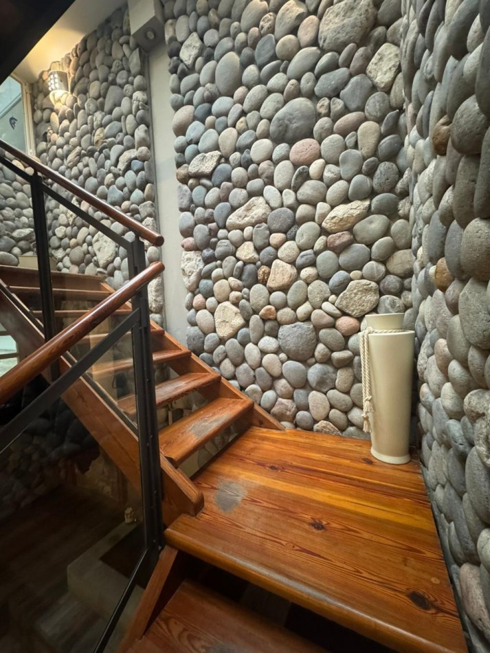 VENTA DE IMPORTANTE CASA EN ZONA CENTRO PARQUE