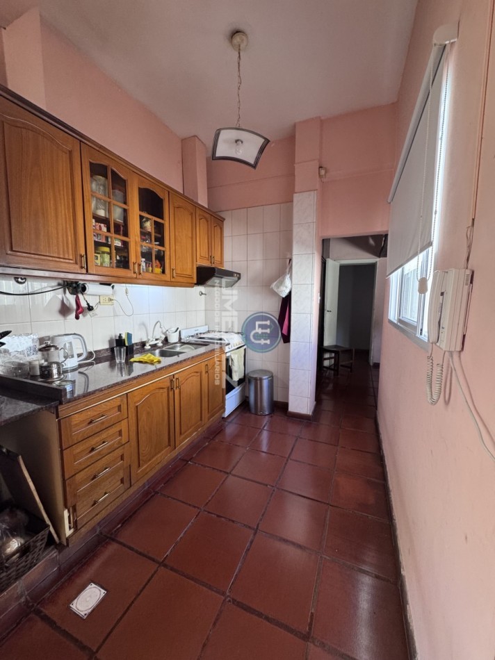 Hermoso PH  con patio seco en venta zona centro