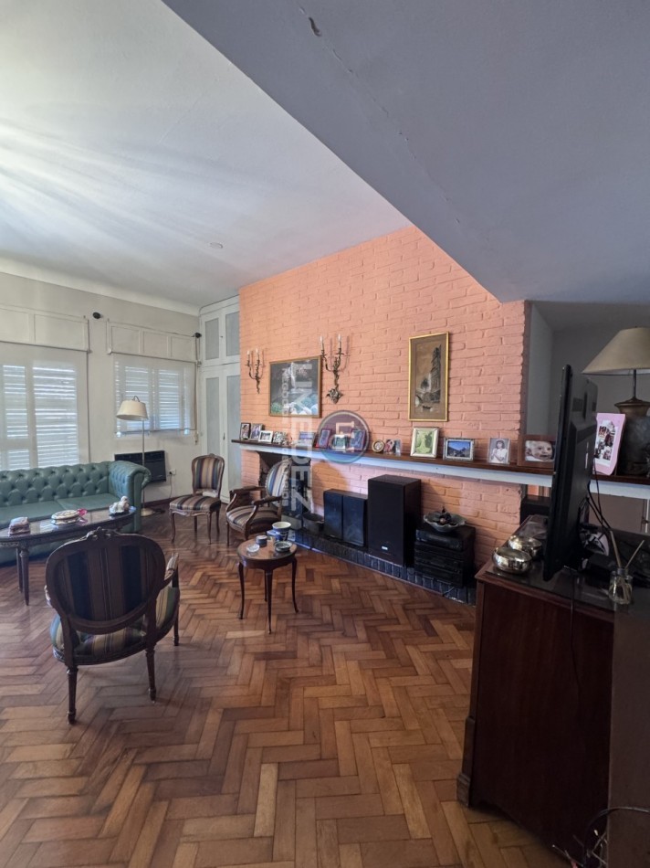 Hermoso PH  con patio seco en venta zona centro