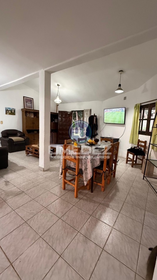 Casa zona barrio Jose Hernandez. 