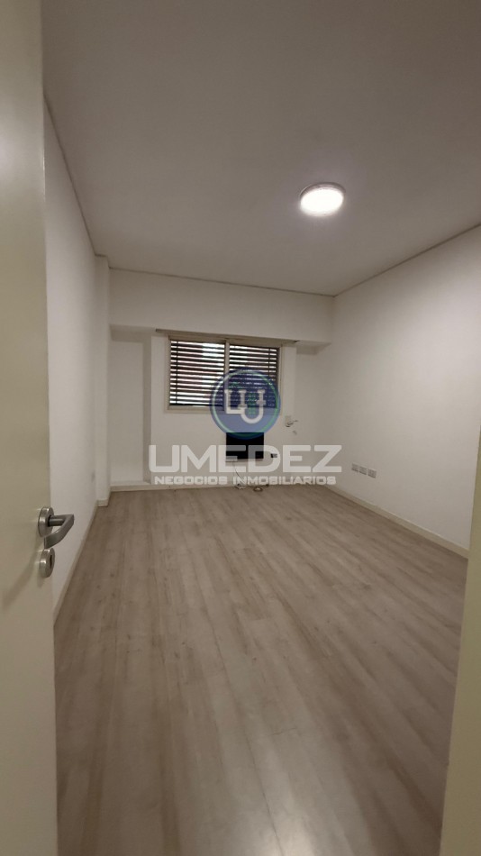 Amplio departamento en venta zona centro. 