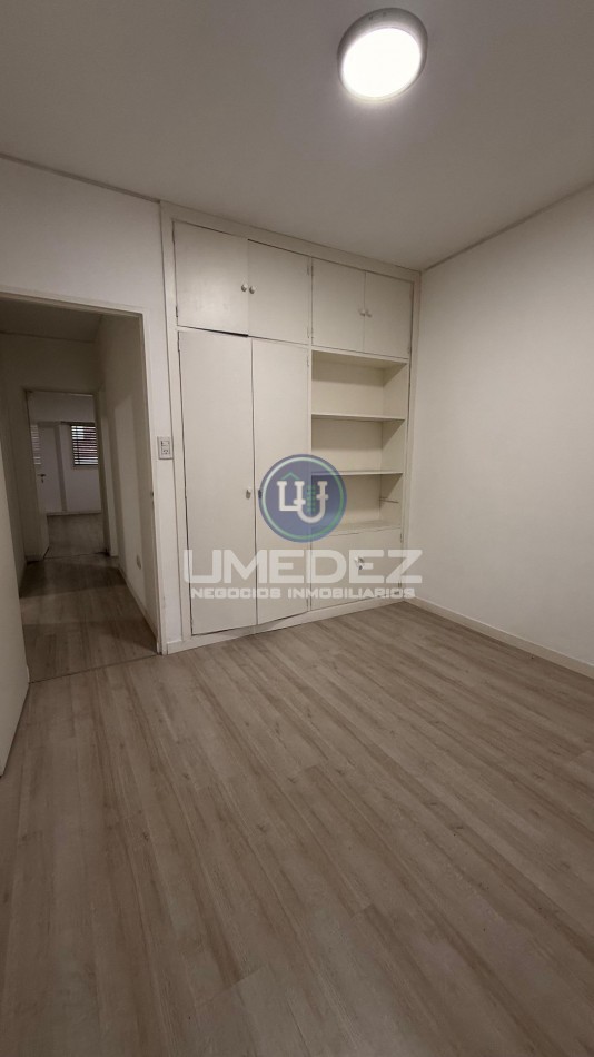Amplio departamento en venta zona centro. 